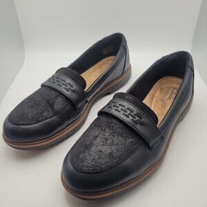 Clarks Raisie Jump Penny Loafers Women’s 6.5M Black Leather Slip-On Flats Shoes